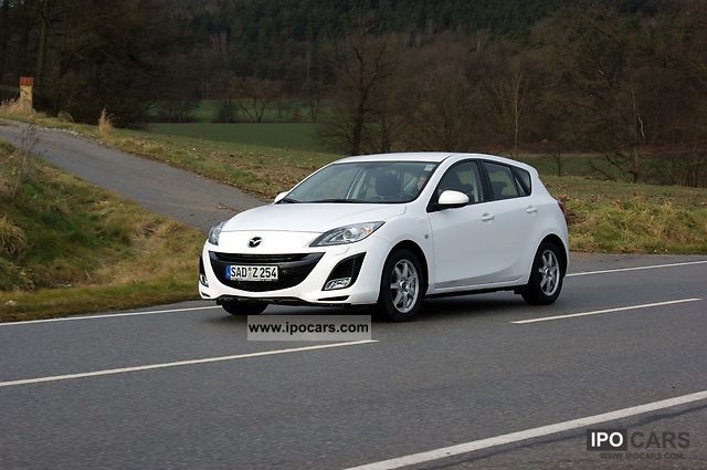 2009 Mazda  3 2.2 MZR-CD DPF Sports-Line Limousine Used vehicle photo
