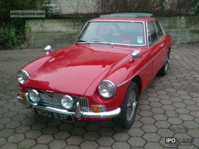 MG  MGB GT MkII with soft top, wire wheels 1967 Vintage, Classic and Old Cars photo