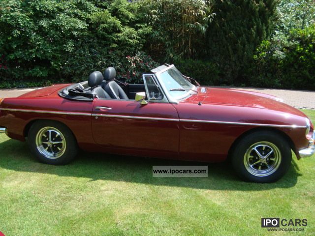 MG  MGB roadster right hand drive 1974 Vintage, Classic and Old Cars photo