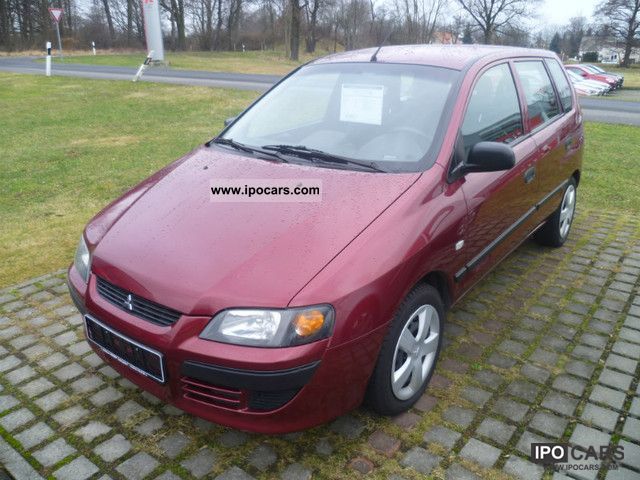 2004 Mitsubishi  Space Star 1.3 Family Van / Minibus Used vehicle photo