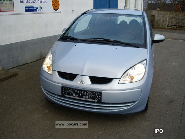 2007 Mitsubishi  Colt CZ3 1.3 Automatic Invite Limousine Used vehicle photo