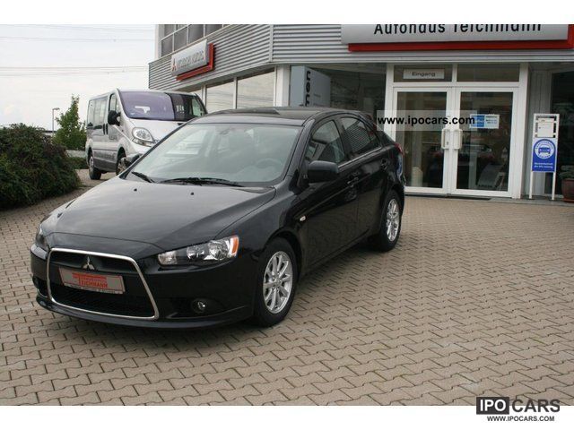 2011 Mitsubishi  Lancer Sportback 1.6 ClearTec Limousine New vehicle photo