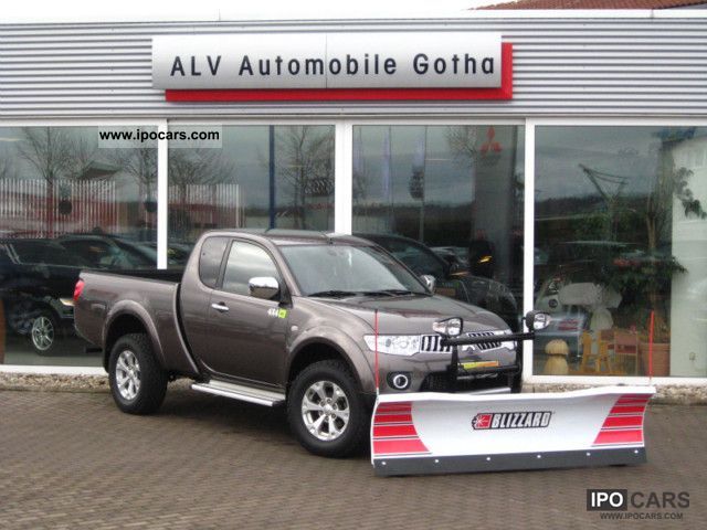2011 Mitsubishi  L200-D 2.5DI Inform DC also Flatbed / tipper Other New vehicle photo