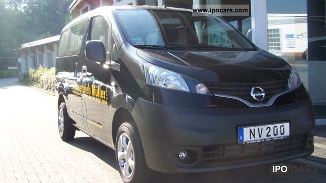 2011 Nissan  NV200 1.6i \ Van / Minibus Demonstration Vehicle photo