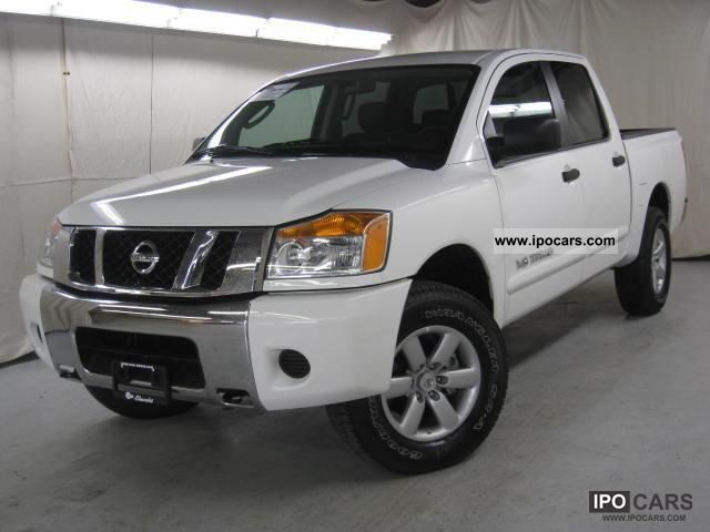 2011 Nissan  TITAN KING CAB SE = 2010 = (T1 exports -22.5%) Off-road Vehicle/Pickup Truck New vehicle photo