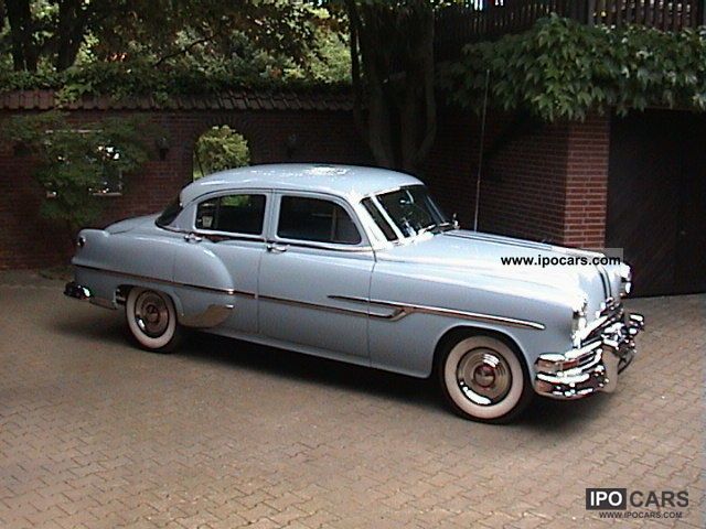 Pontiac  Chieftain Deluxe 1953 Vintage, Classic and Old Cars photo