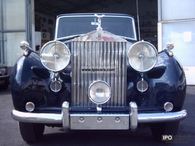 Rolls Royce  Enclosed Drive Silver Wraith Limousine 1950 Vintage, Classic and Old Cars photo