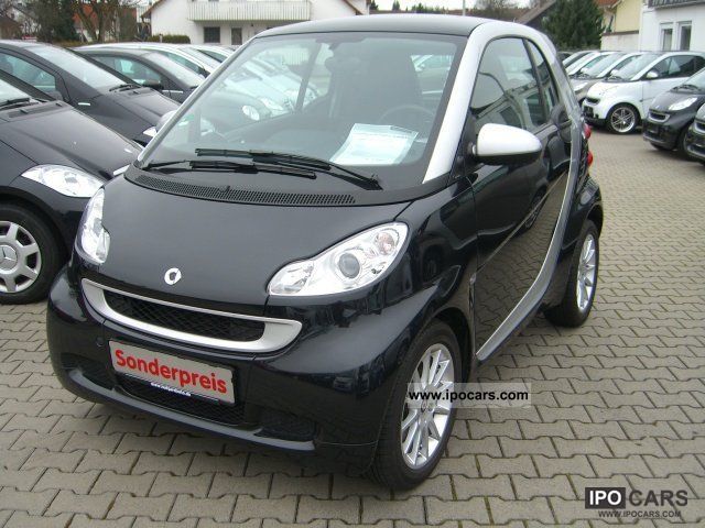 2011 Smart  Passion Fortwo Micro Hybrid Drive Heated Small Car Used vehicle photo