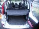 2003 Toyota  Yaris Verso 1.4 D-4D Van / Minibus Used vehicle photo 7