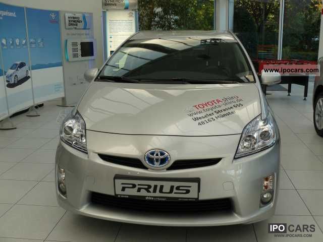 Toyota  Prius (hybrid) 2011 Hybrid Cars photo
