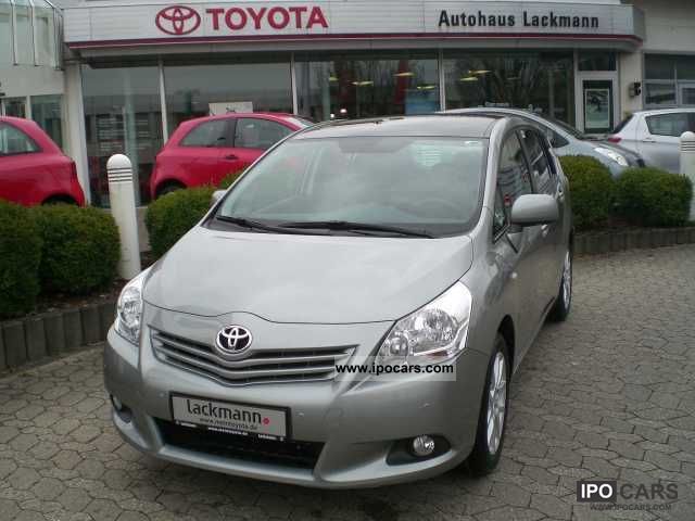 2011 Toyota  Verso 1.8 Travel with glass roof Estate Car New vehicle photo