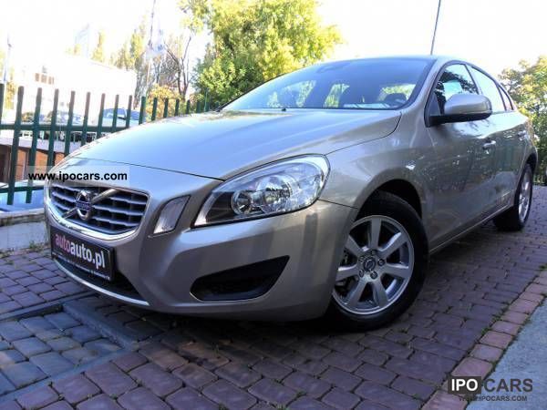 2010 Volvo  S60 D3 DOOR-TO-DOOR/francais/deutsch Limousine Used vehicle photo