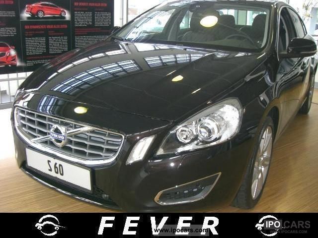 2011 Volvo  S60 DRIVe Summum MJ2012, 6-speed, 85kW Limousine New vehicle photo