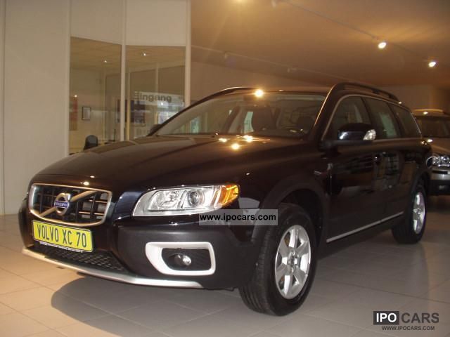 2010 Volvo  XC70 2.4D Aut. Momentum Estate Car Used vehicle photo