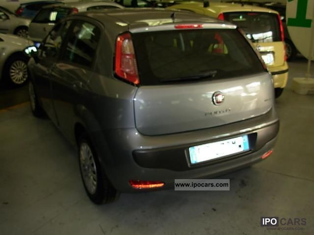 2010 Fiat  EVO PUNTO 1.2 DYNAMIC 5PT 01 \\ 2010 Other Used vehicle photo