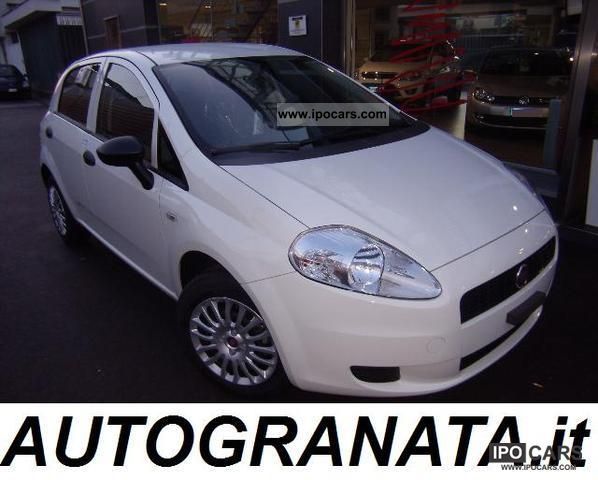 2011 Fiat  Grande Punto 1.3 M.JET KM 0 start & stop dpf Small Car Used vehicle photo