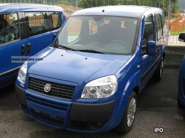 2011 Fiat  Doblo 1.3 JTDm 75 cv. Limousine Used vehicle photo