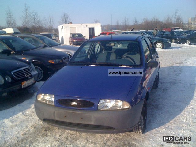 1998 Ford  Fiesta 4-DOOR 1HAND!! Small Car Used vehicle photo