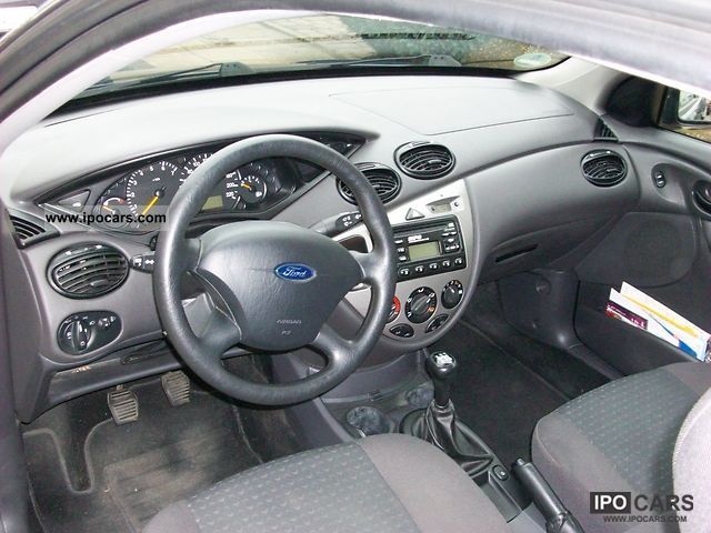 2004 Ford Focus 1 6 Car Photo And Specs