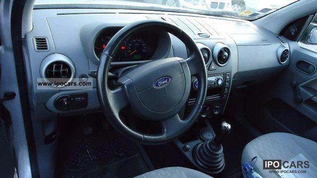 2002 Ford Fusion 1.4 TDCi Ambiente - Car Photo and Specs