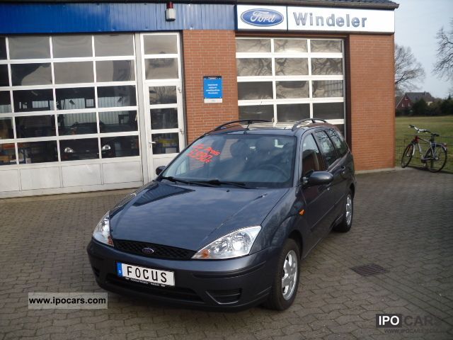 2003 Ford  Focus Wagon Trend Estate Car Used vehicle photo