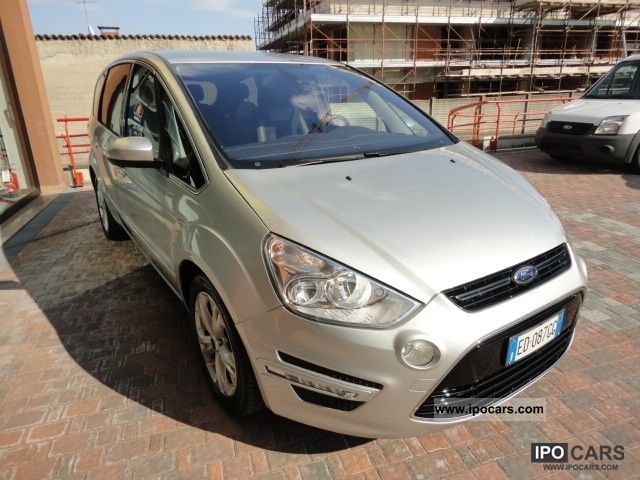 2010 Ford  S-Max 2.0 TDCi Powershift Tit 163CV DPF E5 Van / Minibus Used vehicle photo