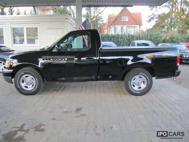 2001 Ford  F-150 XL Sport, Single Cab Off-road Vehicle/Pickup Truck Used vehicle photo