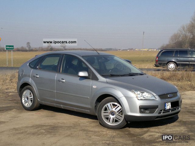 2005 Ford  Focus GHIA TDCI, AIR TRONIC Small Car Used vehicle photo