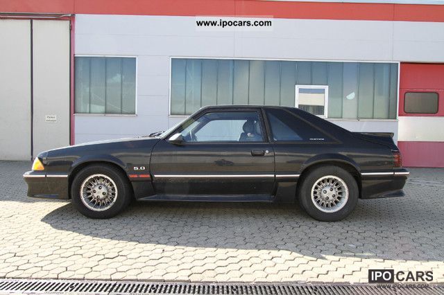1988 Ford  Mustang GT 5.0 V8 Sports car/Coupe Used vehicle photo