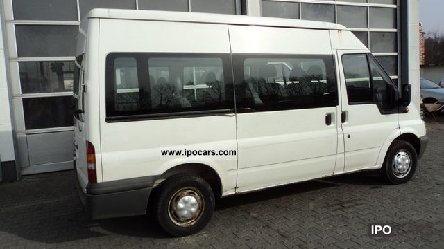 2001 Ford  9-sizen Van / Minibus Used vehicle photo