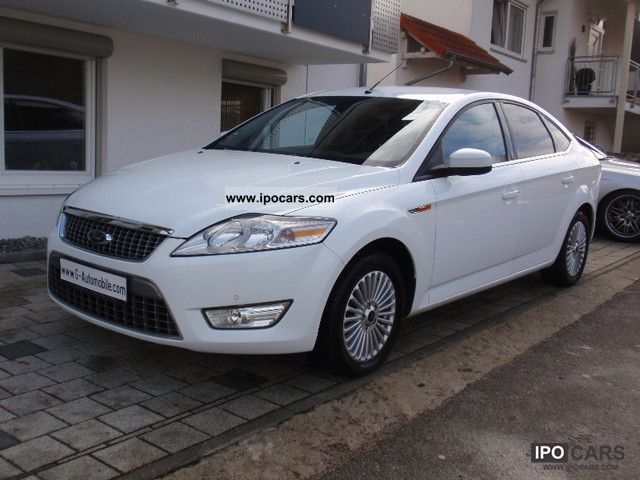 2010 Ford  Mondeo 2.0 TDCi DPF * Navi * PDC * Air * Car * Titanium Limousine Used vehicle photo