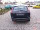 2006 Ford  Focus Turnier 1.4 16V Ambiente Estate Car Used vehicle photo 3