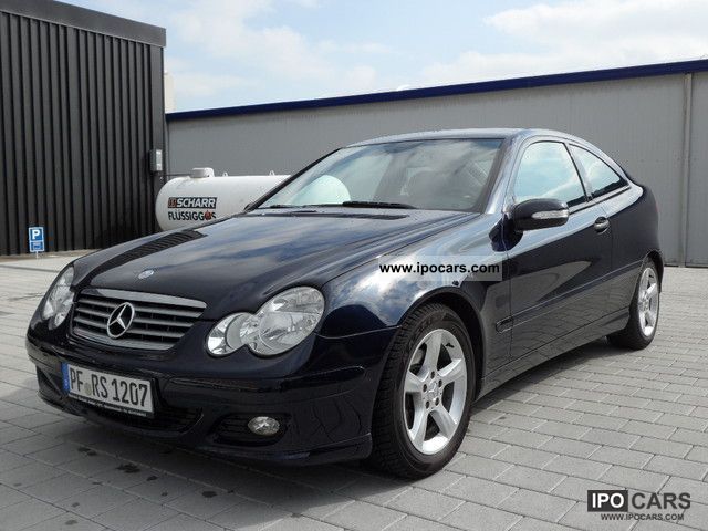 2005 Mercedes-Benz  C 200 Kompressor Sports Coupe Sport Edition + Sports car/Coupe Used vehicle photo
