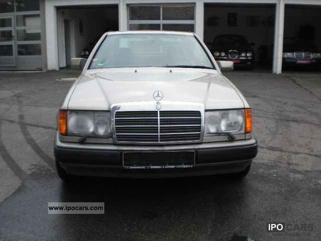 1988 Mercedes-Benz  CE 300 Sports car/Coupe Used vehicle photo