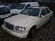 1993 Mercedes-Benz  E 250 D / automatic / leather Limousine Used vehicle photo 1