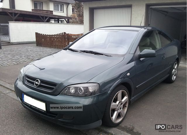 2001 Opel  Astra Coupe 2.0 16V Turbo Sports car/Coupe Used vehicle photo