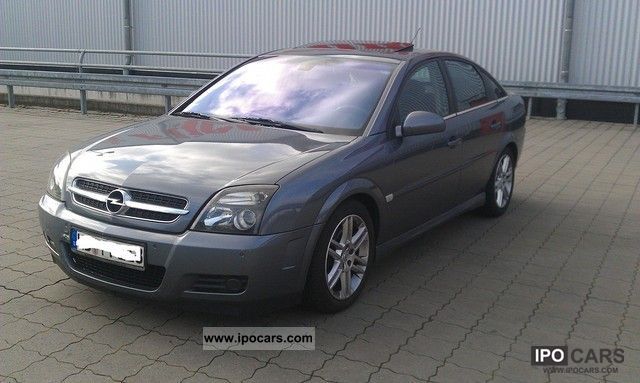 2003 Opel  Vectra 2.0 Turbo GTS Limousine Used vehicle photo