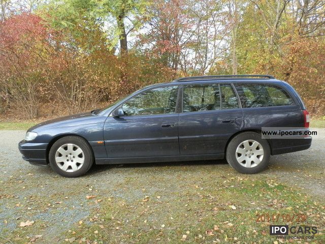 2001 Opel  Omega Caravan 2.5 TD Elegance Estate Car Used vehicle photo