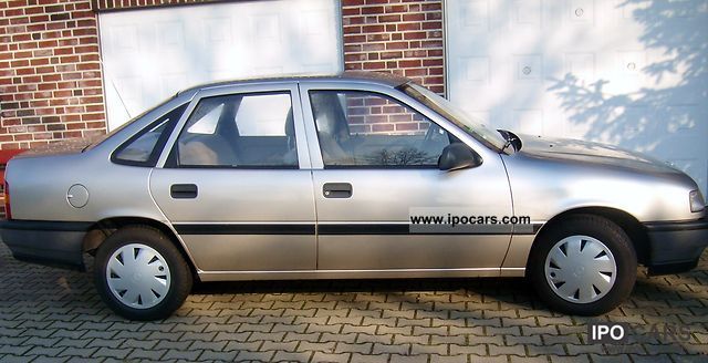 1990 Opel  Vectra A Limousine Used vehicle photo