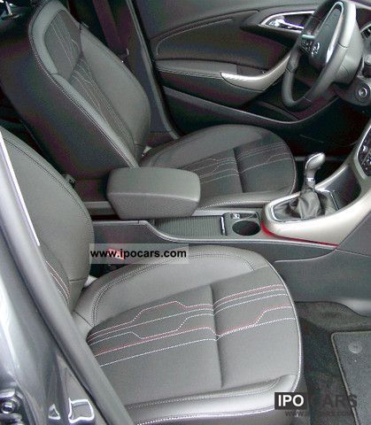 2012 Opel Astra 1 4 Turbo Sports Tourer 150 Years Of Opel