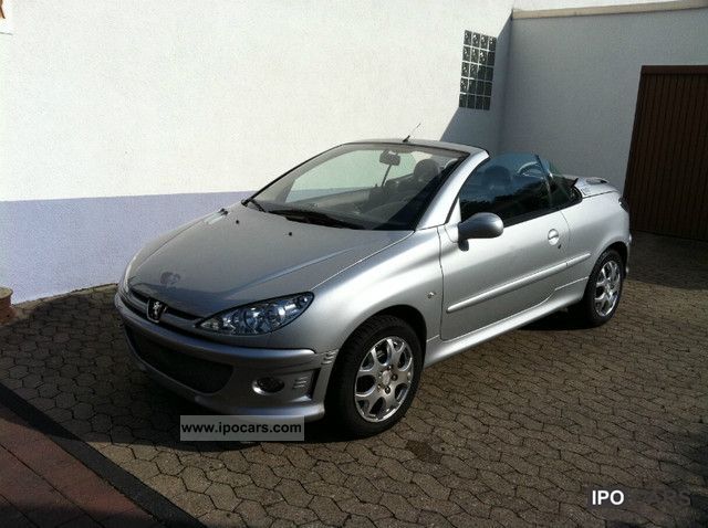 2001 Peugeot  206 CC 110 Platinum Leather Automatic climate Cabrio / roadster Used vehicle photo