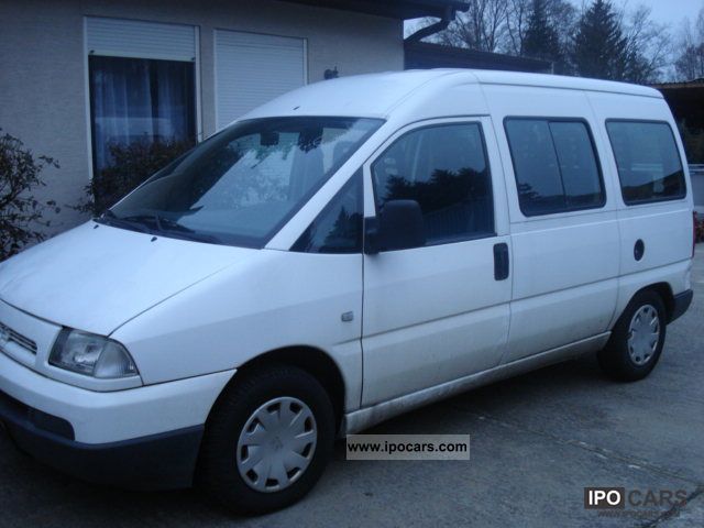 2002 Peugeot  Expert 1.9 D 9 seat comfort Org.98 Tkm Van / Minibus Used vehicle photo