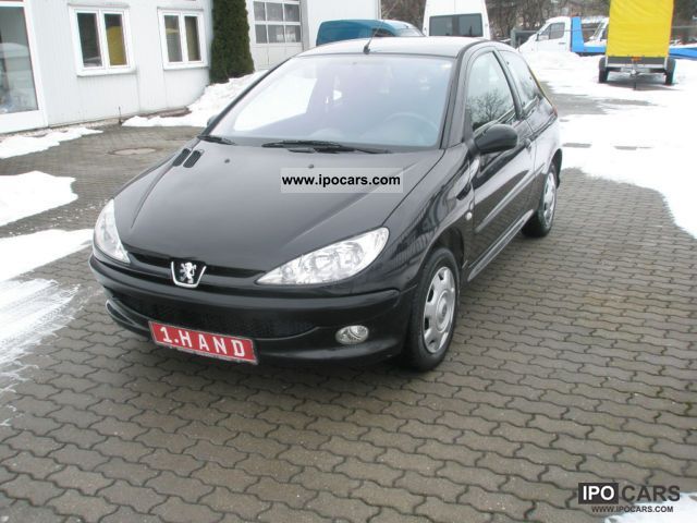 2004 Peugeot  HDI Small Car Used vehicle photo