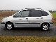 2000 Renault  Megane Scenic 1.9DTI Van / Minibus Used vehicle photo 2