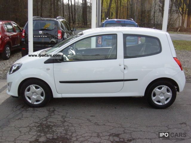 2011 Renault  Authentique dCi 75 Small Car Used vehicle photo