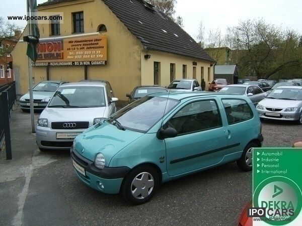 1999 Renault  Twingo 1.2 Easy air conditioning, power ABS Small Car Used vehicle photo