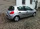 2006 Renault  Clio 1.6 16V Expression Small Car Used vehicle photo 1