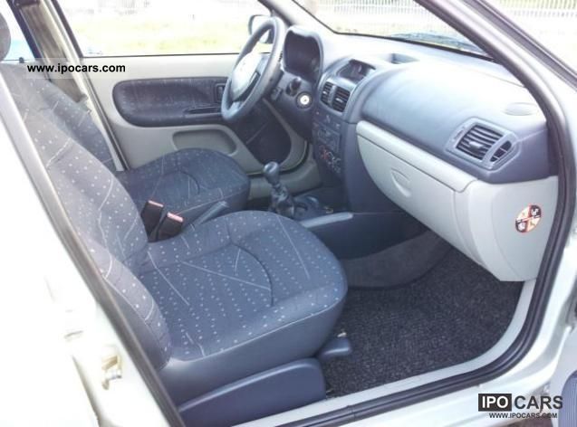 Renault Clio 1 2 2002 Specs