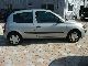 2002 Renault  Clio 1.2 16V Small Car Used vehicle photo 5