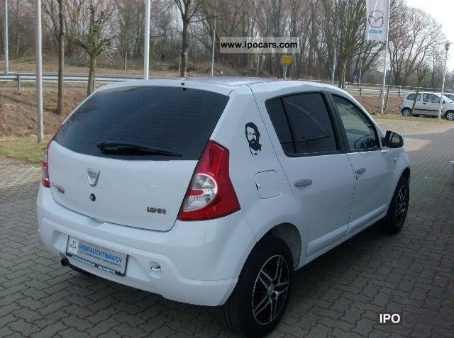2008 Renault Dacia Sandero Car Photo And Specs